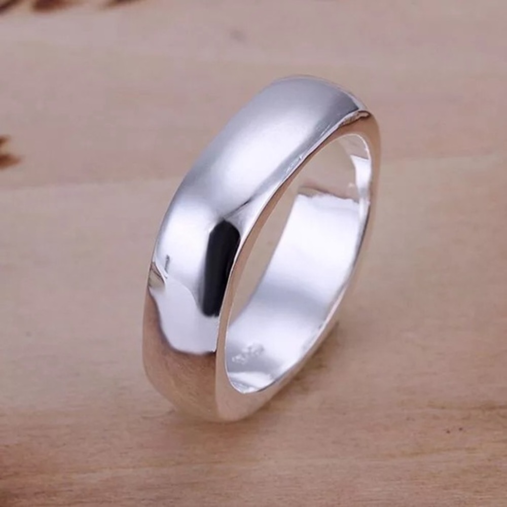 925 Sterling Silver Square Ring - Picture 2 of 4